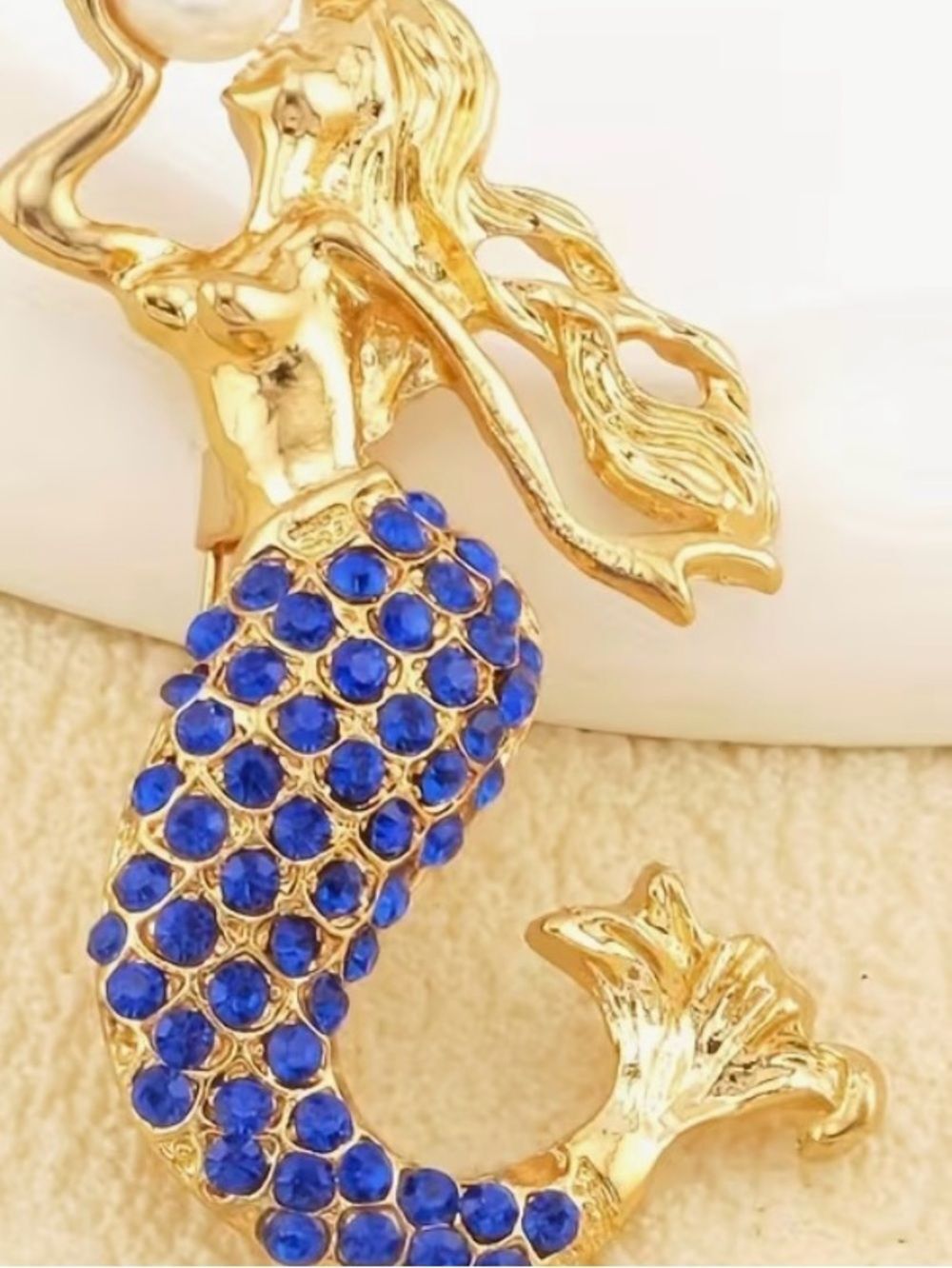 Betsey Johnson Mermaid Necklace/brooch with Blue Crystal Tail and Faux Pearl - Picture 5 of 9